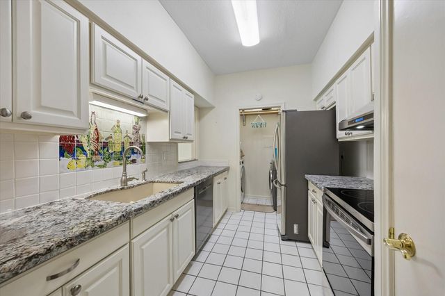 2475 Underwood Street 361, Houston, TX 77030