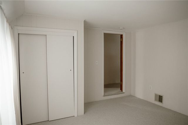 17 Case Avenue, Auburn, NY 13021