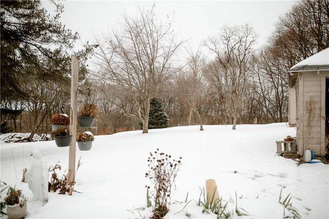 17 Case Avenue, Auburn, NY 13021