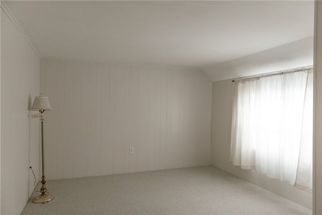 17 Case Avenue, Auburn, NY 13021