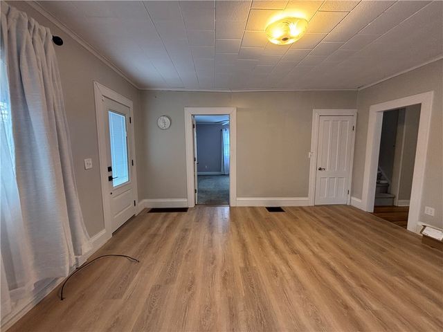 17 Case Avenue, Auburn, NY 13021