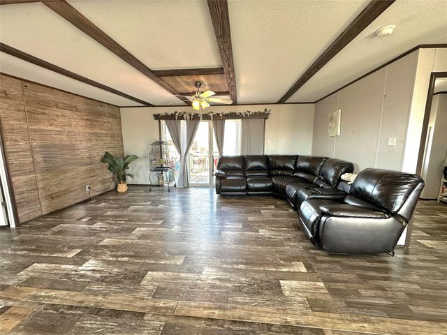 3278 County Road 417, Thorndale, TX 76577