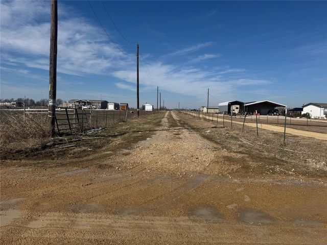 3278 County Road 417, Thorndale, TX 76577