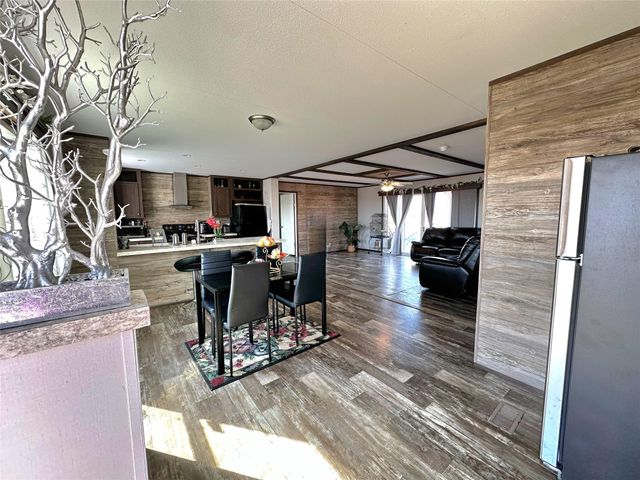 3278 County Road 417, Thorndale, TX 76577