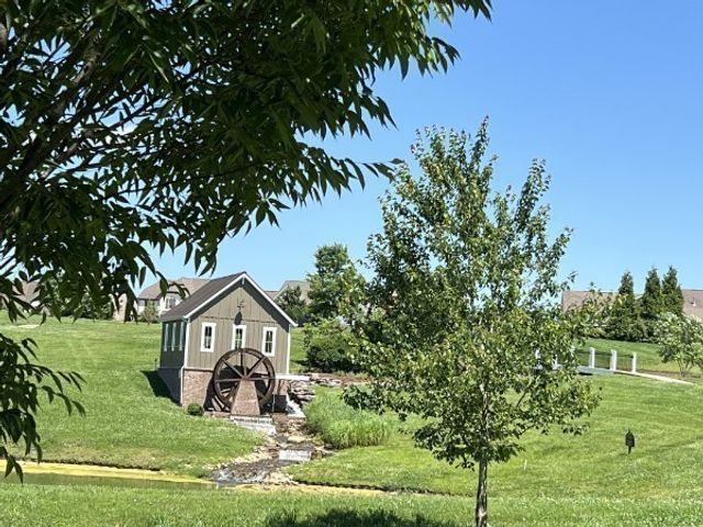 1033 Harvest Acres, Hendersonville, TN 37075