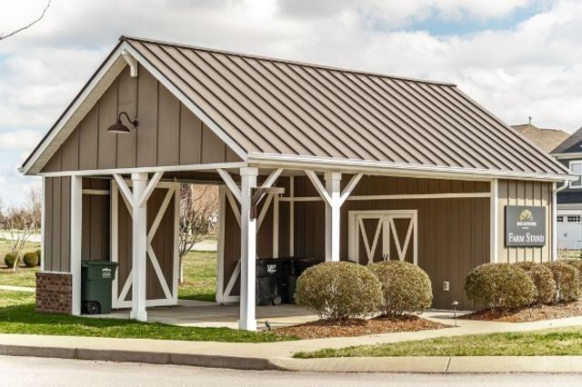 1033 Harvest Acres, Hendersonville, TN 37075