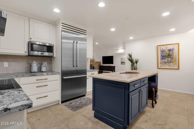 7330 E PALO VERDE Drive 22, Scottsdale, AZ 85250