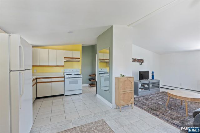 449 Taft Avenue 2, Woodland Park, NJ 07424