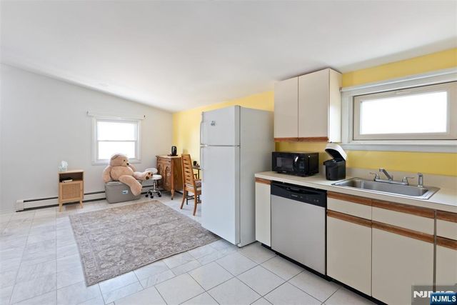 449 Taft Avenue 2, Woodland Park, NJ 07424