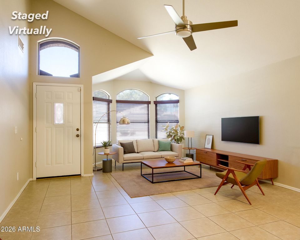 547 E CATHY Drive, Gilbert, AZ 85296 — photo 3