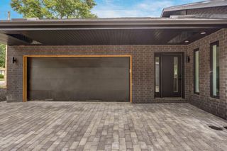 854 West Whiteside Street, Springfield, MO 65807
