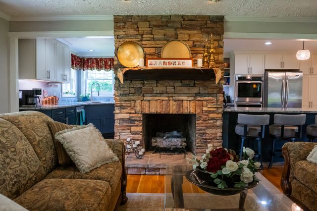 933 Airport Rd, Livingston, TN 38570