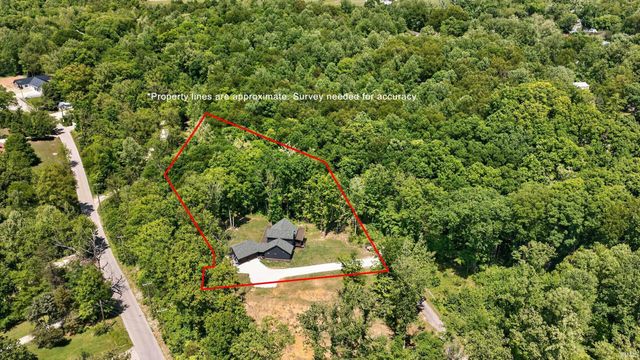 339 Riley Boulevard, Bedford, IN 47421