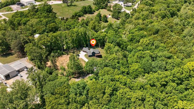339 Riley Boulevard, Bedford, IN 47421
