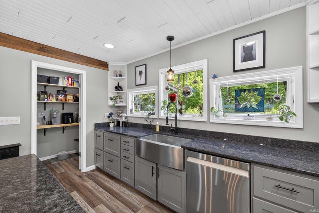 339 Riley Boulevard, Bedford, IN 47421