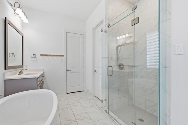 8548 Royal County Down Drive, Mckinney, TX 75070