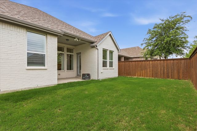 8548 Royal County Down Drive, Mckinney, TX 75070