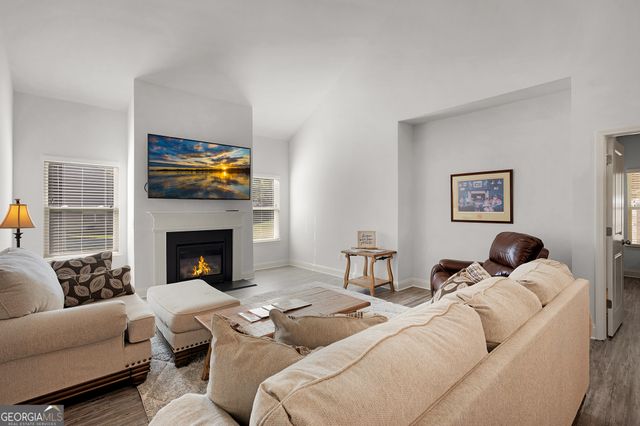 22 Blarneystone Way, Adairsville, GA 30103