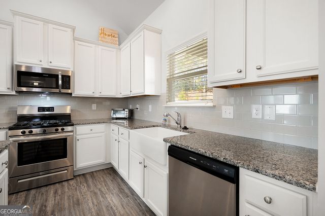 22 Blarneystone Way, Adairsville, GA 30103