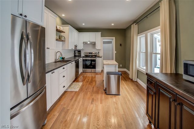 224 N Hambden, Chardon, OH 44024