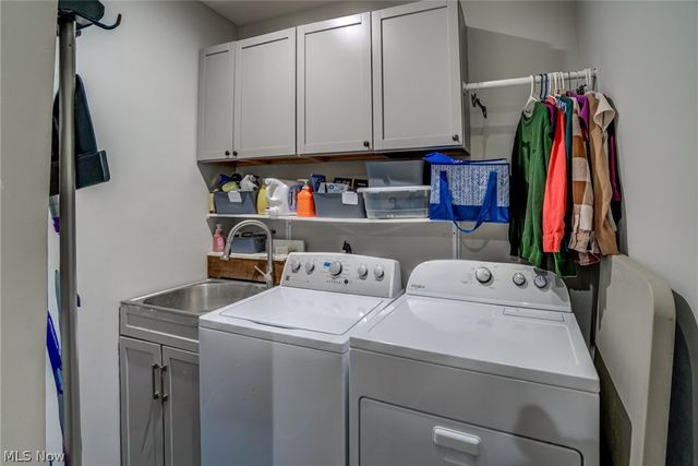 224 N Hambden, Chardon, OH 44024