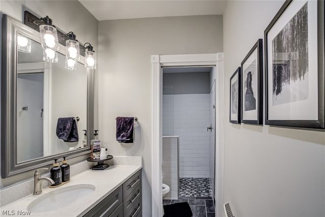 224 N Hambden, Chardon, OH 44024