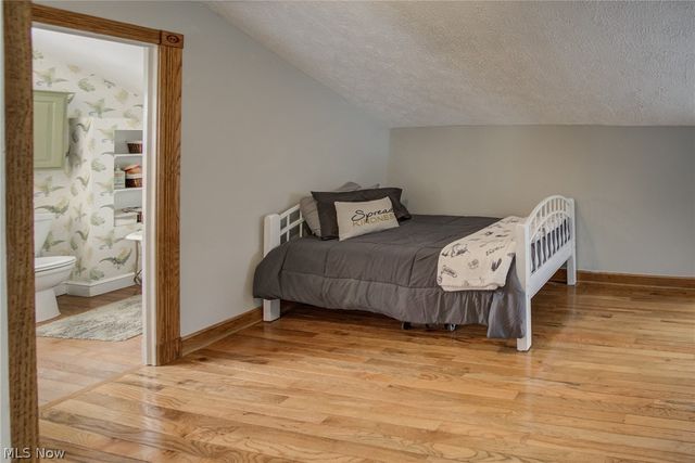 224 N Hambden, Chardon, OH 44024