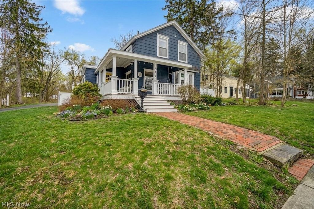 224 N Hambden, Chardon, OH 44024