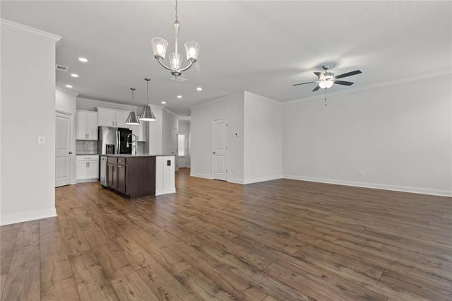 5125 Hillington Way, Sugar Hill, GA 30518