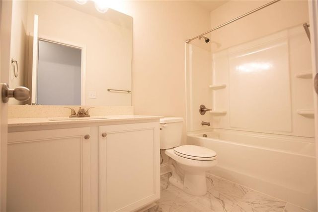 5125 Hillington Way, Sugar Hill, GA 30518