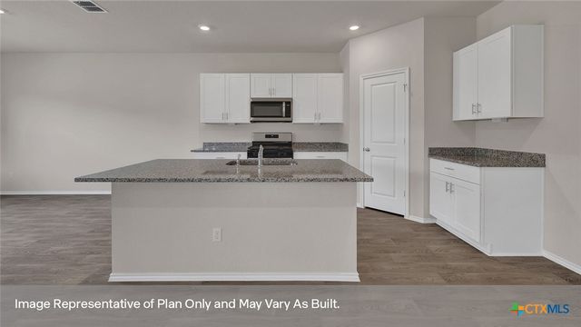 241 HODGES Street, Maxwell, TX 78656