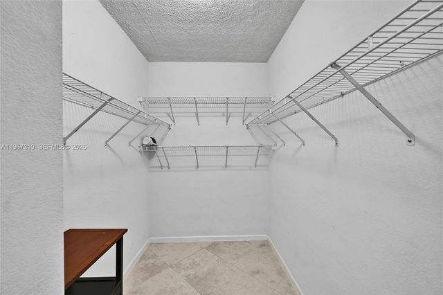 2501 S Ocean Dr PH30, Hollywood, FL 33019