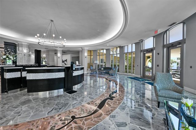 2501 S Ocean Dr PH30, Hollywood, FL 33019