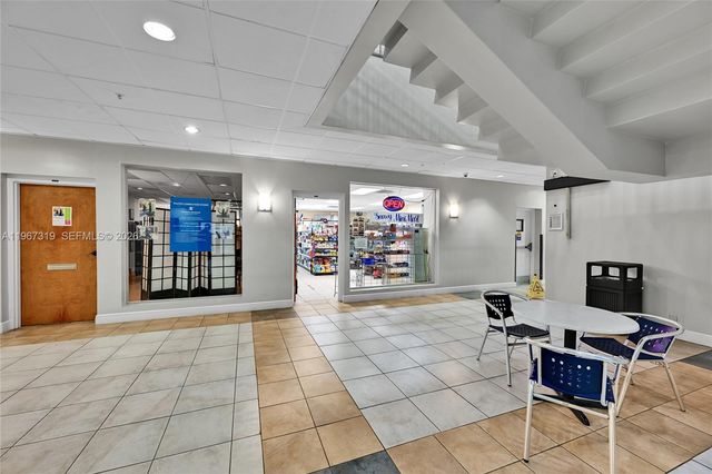 2501 S Ocean Dr PH30, Hollywood, FL 33019