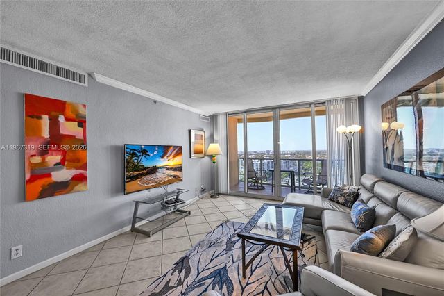 2501 S Ocean Dr PH30, Hollywood, FL 33019