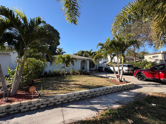 814 Colonial Road, West Palm Beach, FL 33405