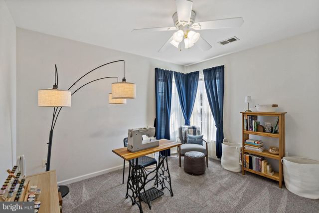 118 CARRIAGE DR, Harpers Ferry, WV 25425