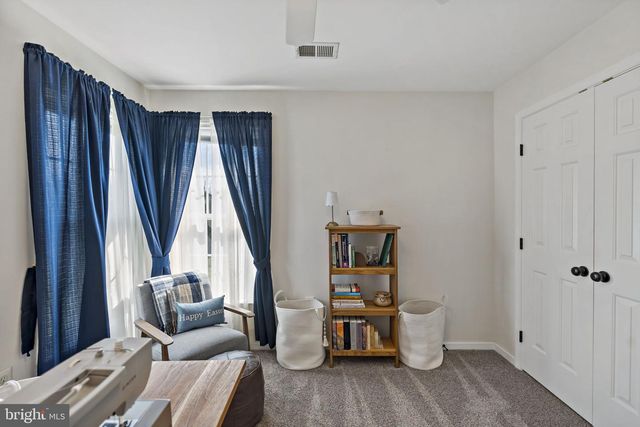 118 CARRIAGE DR, Harpers Ferry, WV 25425