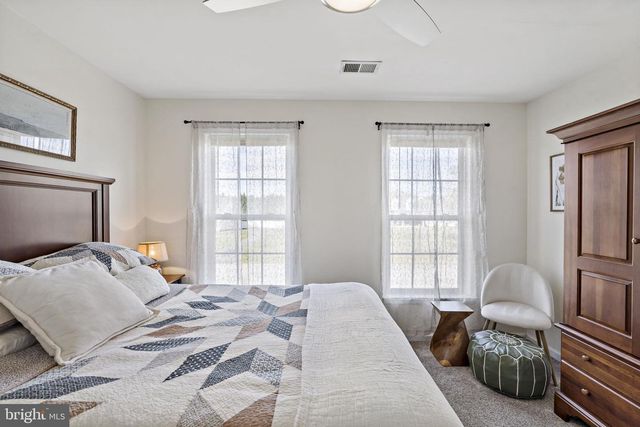 118 CARRIAGE DR, Harpers Ferry, WV 25425