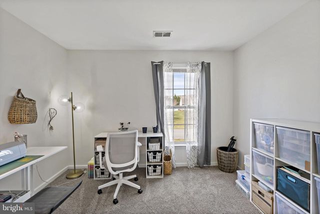 118 CARRIAGE DR, Harpers Ferry, WV 25425