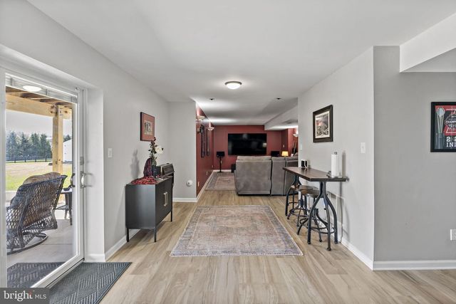 118 CARRIAGE DR, Harpers Ferry, WV 25425