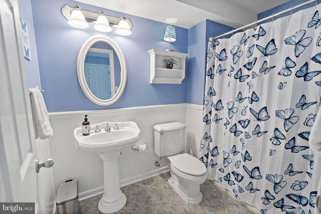 118 CARRIAGE DR, Harpers Ferry, WV 25425