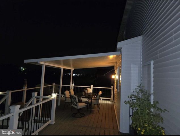 118 CARRIAGE DR, Harpers Ferry, WV 25425