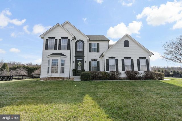 118 CARRIAGE DR, Harpers Ferry, WV 25425