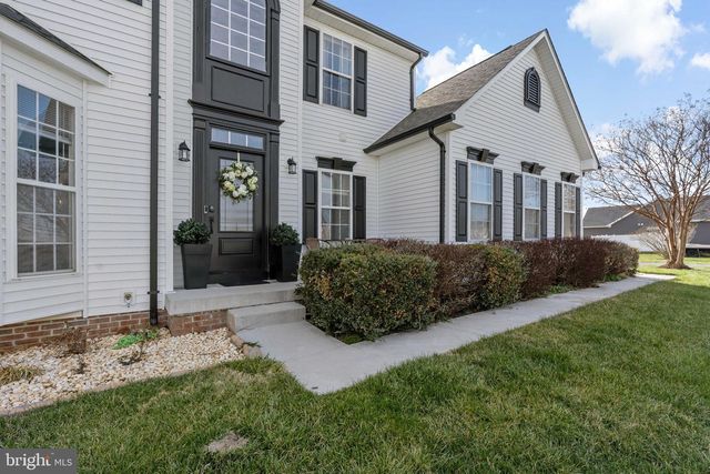 118 CARRIAGE DR, Harpers Ferry, WV 25425