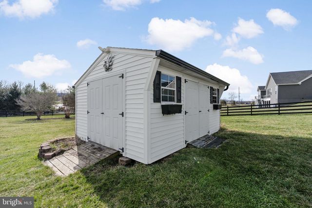 118 CARRIAGE DR, Harpers Ferry, WV 25425