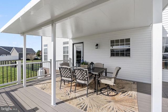 118 CARRIAGE DR, Harpers Ferry, WV 25425