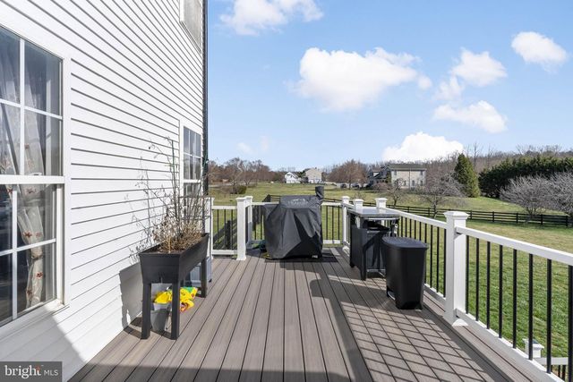 118 CARRIAGE DR, Harpers Ferry, WV 25425