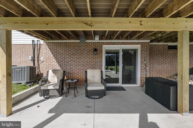 118 CARRIAGE DR, Harpers Ferry, WV 25425