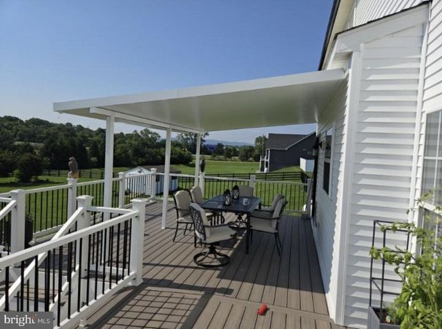 118 CARRIAGE DR, Harpers Ferry, WV 25425